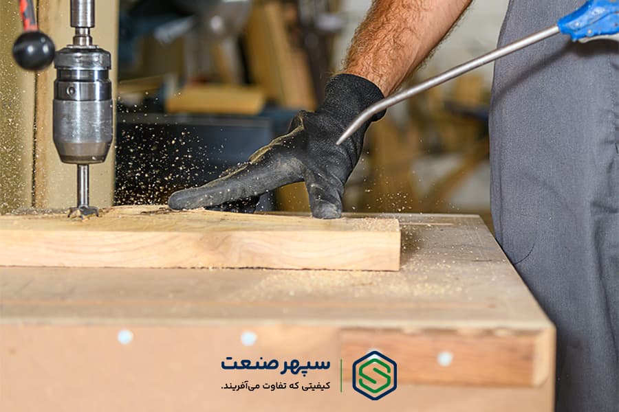 کاربرد سیستم پنوماتیک درصنعت چوب